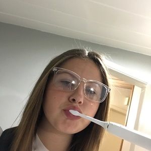 Meet your Posher, Paige